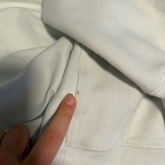 aritzia TNA zip up - Picture 6 of 8